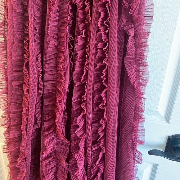 Evening gown by BCBG - Picture 3 of 7